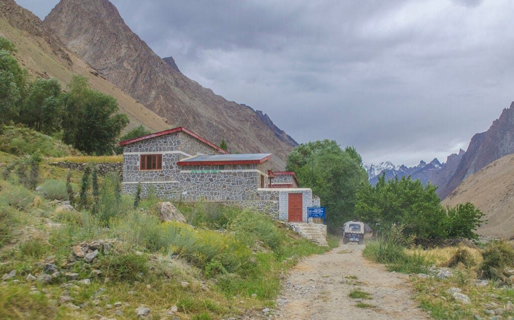 Kanday, porta del trekking in Valle di Nangma e delle sue torri di granito, Gilgit-Baltistan